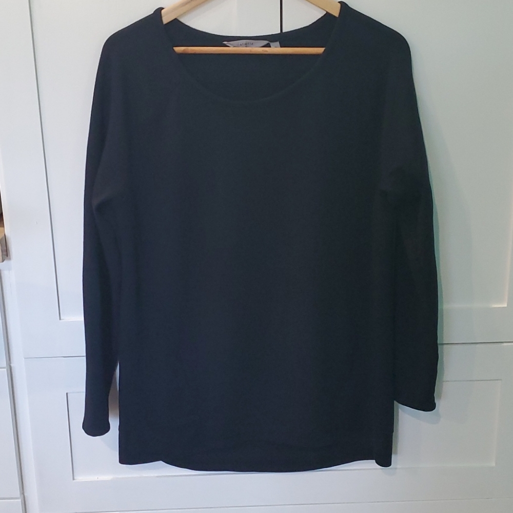 Athleta sweatshirt